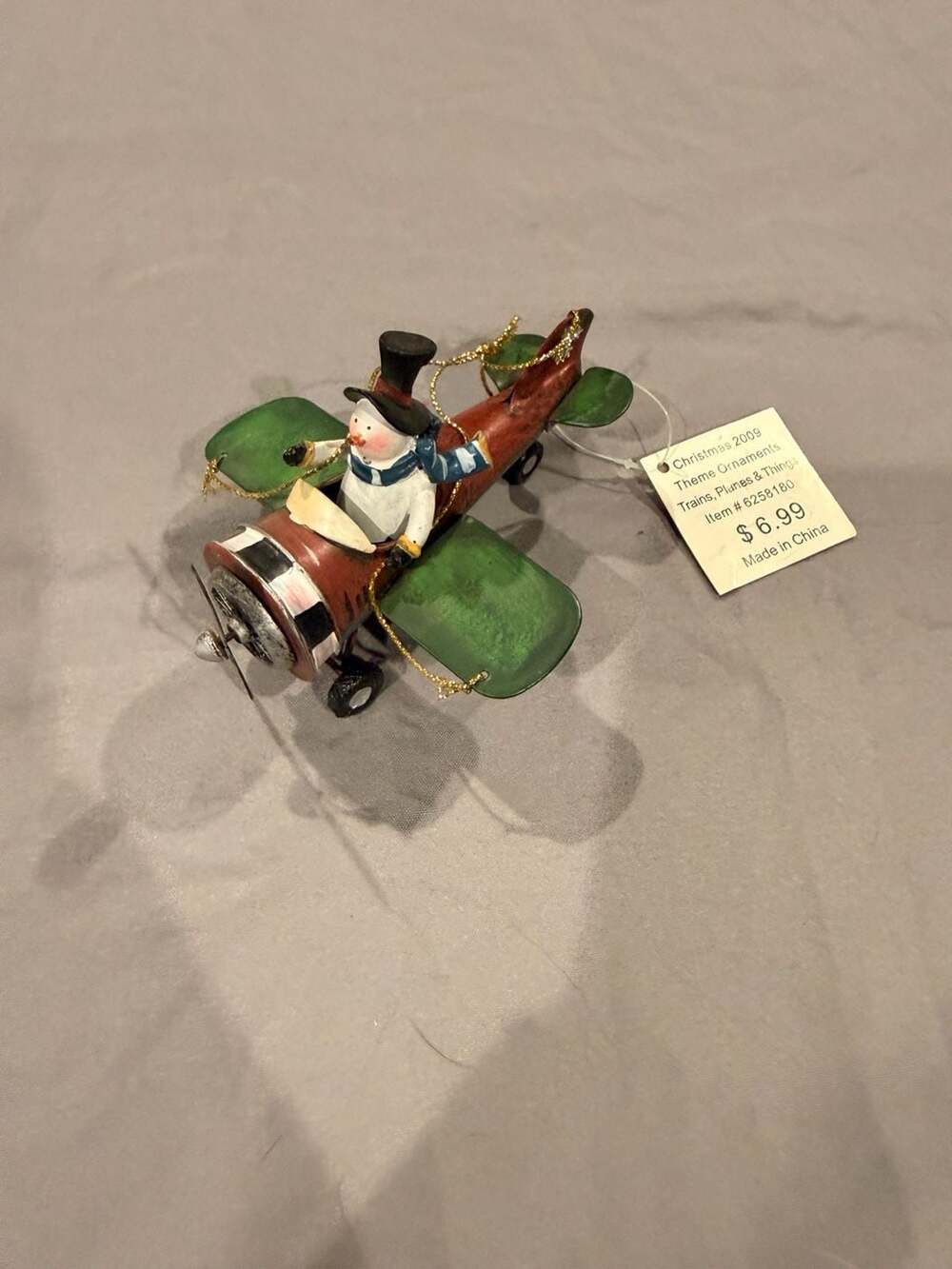 Christmas Theme Ornaments Snowman in Airplane Metal Ornament